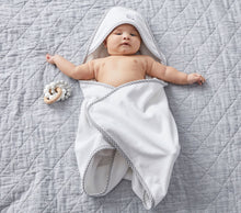 Load image into Gallery viewer, Hooded Towel Set - Gingham