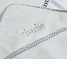 Load image into Gallery viewer, Hooded Towel Set - Gingham